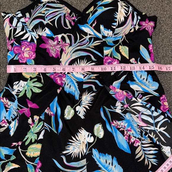 NWOT Band Of Gypsies Floral Maxi romper/dress with Spaghetti Straps - Picture 7 of 10